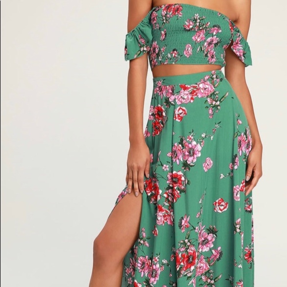 Two piece set